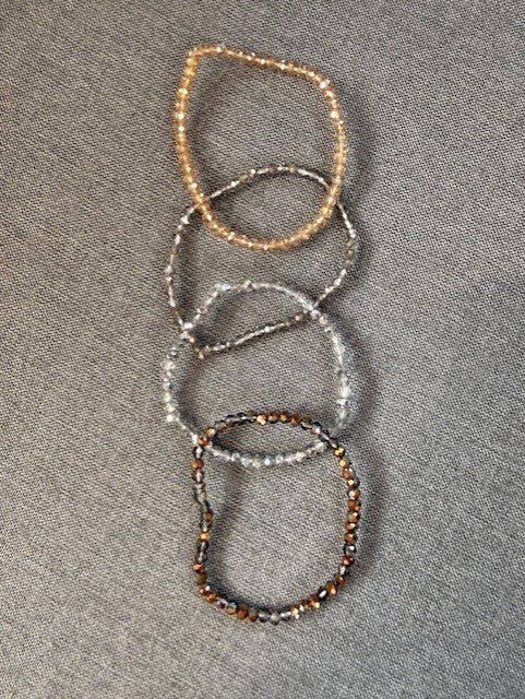 4 kralen armbanden bruin
