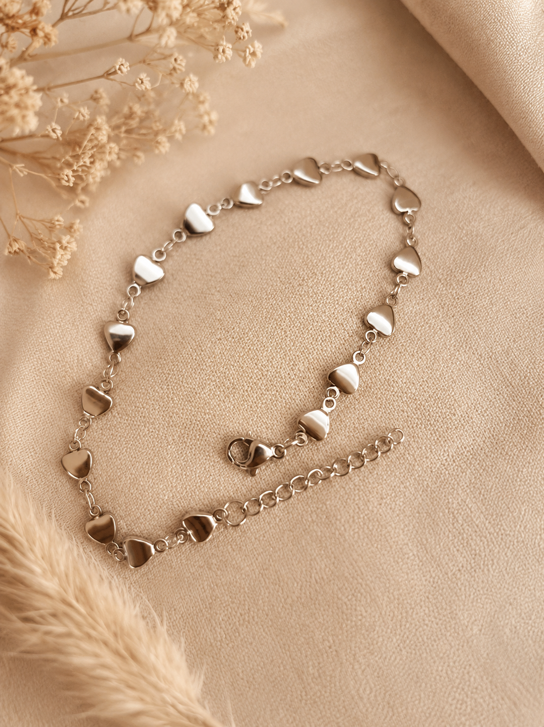 Hartjesarmband silverkleurig